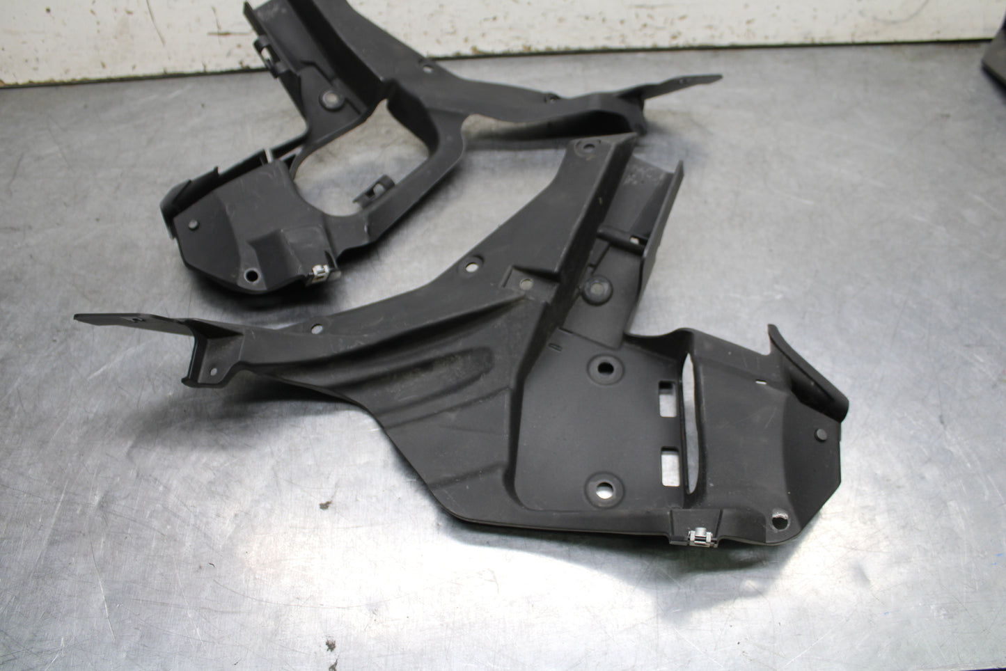 21-24 APRILIA TUONO 660 FACTORY RIGHT LEFT INNER FAIRINGS COWLS PANELS  BB733