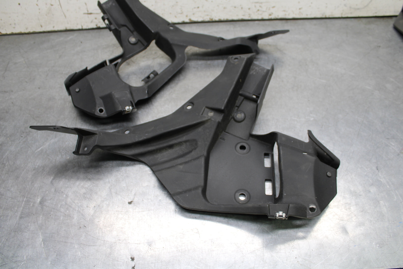 21-24 APRILIA TUONO 660 FACTORY RIGHT LEFT INNER FAIRINGS COWLS PANELS  BB733