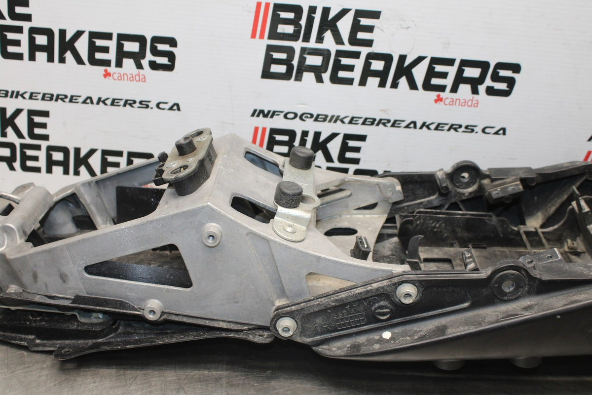 06-07 SUZUKI GSXR750 REAR SUBFRAME BACK SUB FRAME BB811