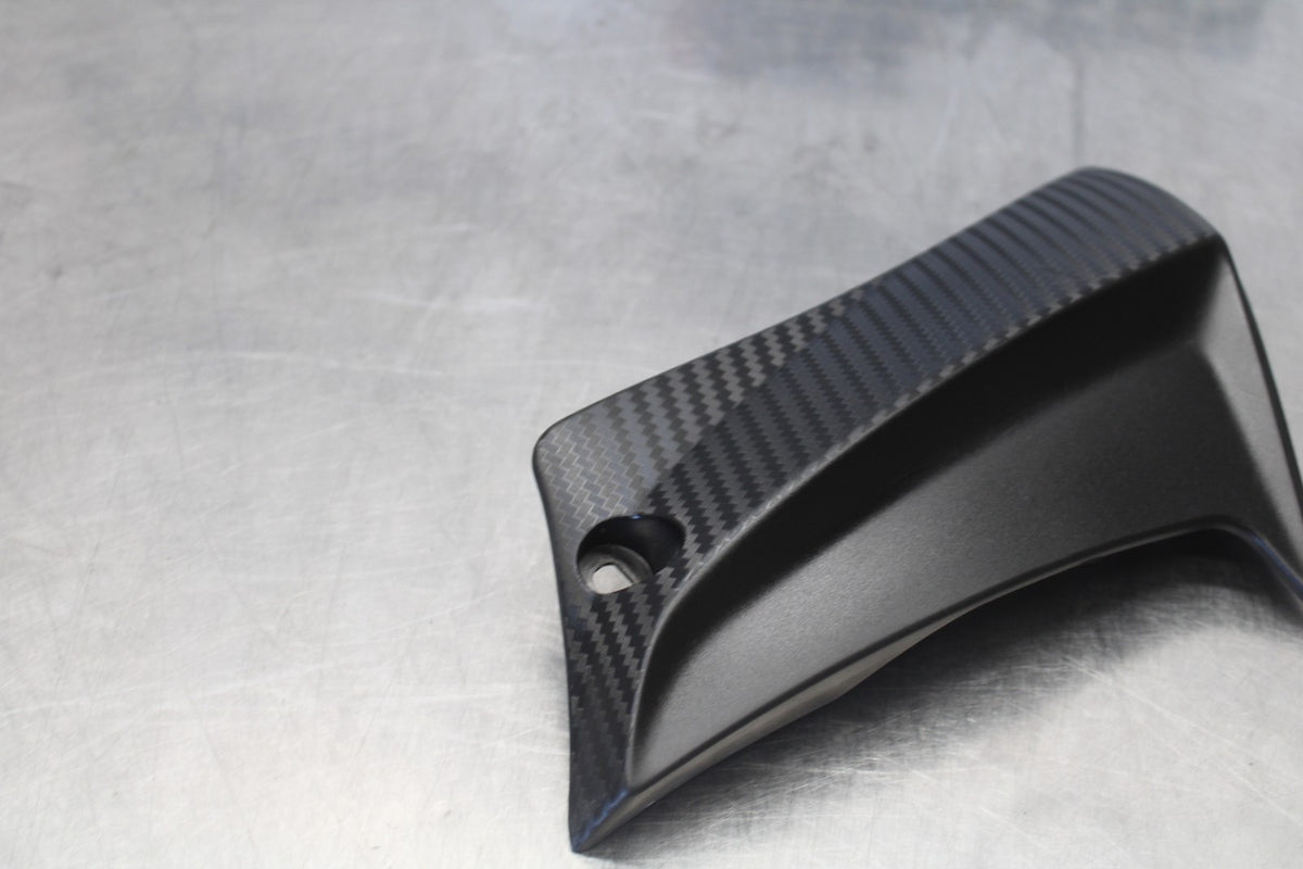 18 SUZUKI GSXR750 LEFT FRAME SIDE COVER COWL PANEL TRIM BB891