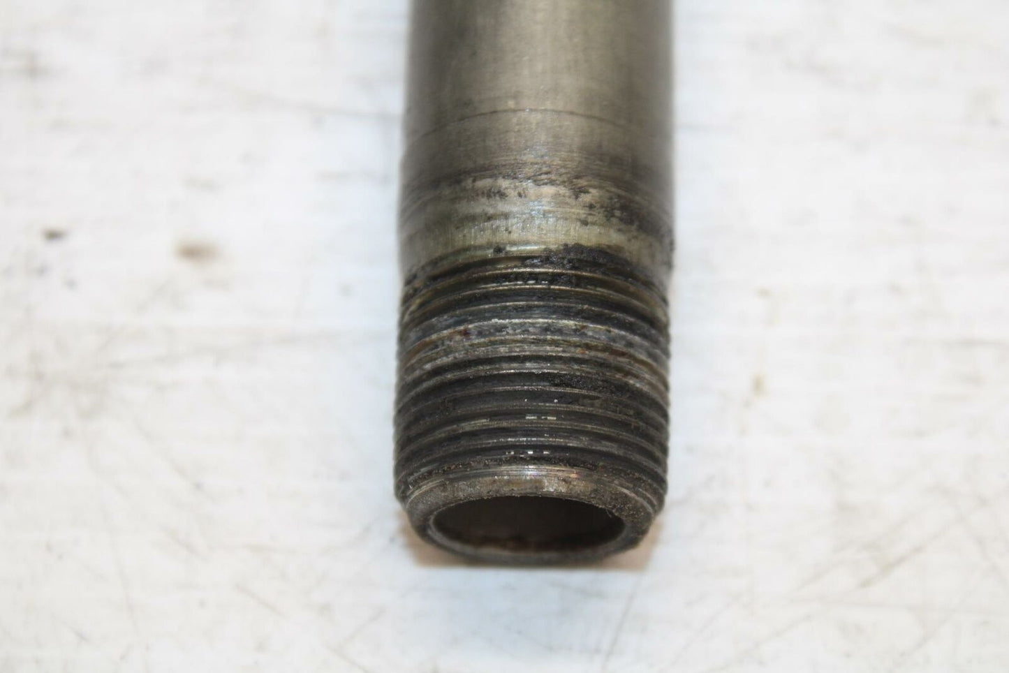 04-05 SUZUKI GSXR750 FRONT WHEEL RIM AXLE PIVOT BOLT BB270