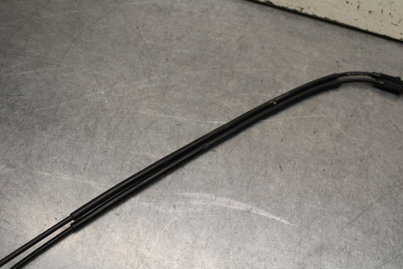 16 KAWASAKI NINJA ZX10R THROTTLE CABLES LINES 54012-0631 BB650