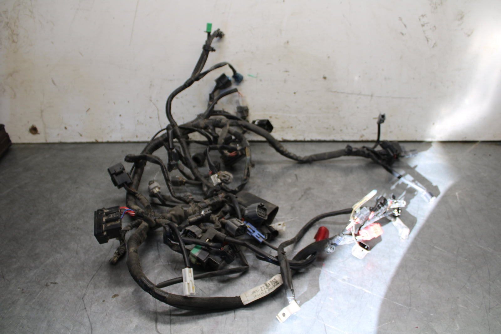 19-22 KAWASAKI Z400 MAIN ENGINE WIRING HARNESS MOTOR WIRE LOOM BB708