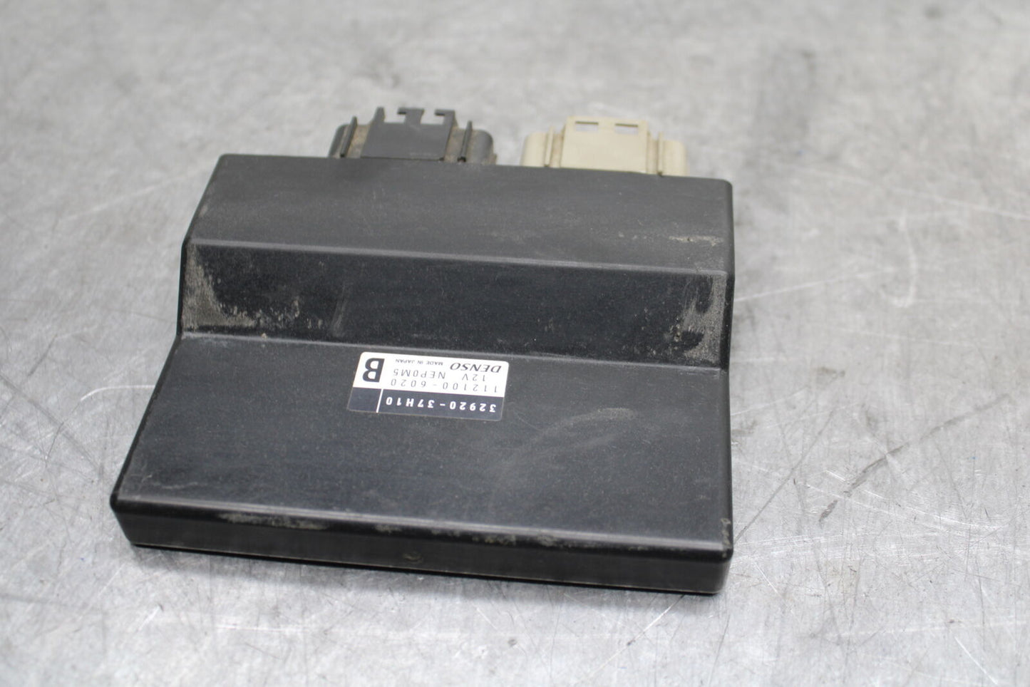 08-10 SUZUKI GSXR 600 ECU COMPUTER CONTROLLER UNIT BLACK BOX ECM CDI  BB721