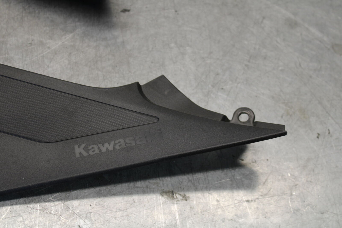 18-23 KAWASAKI NINJA 400 RIGHT LEFT FRONT SIDE SEAT PANELS TRIMS  BB679