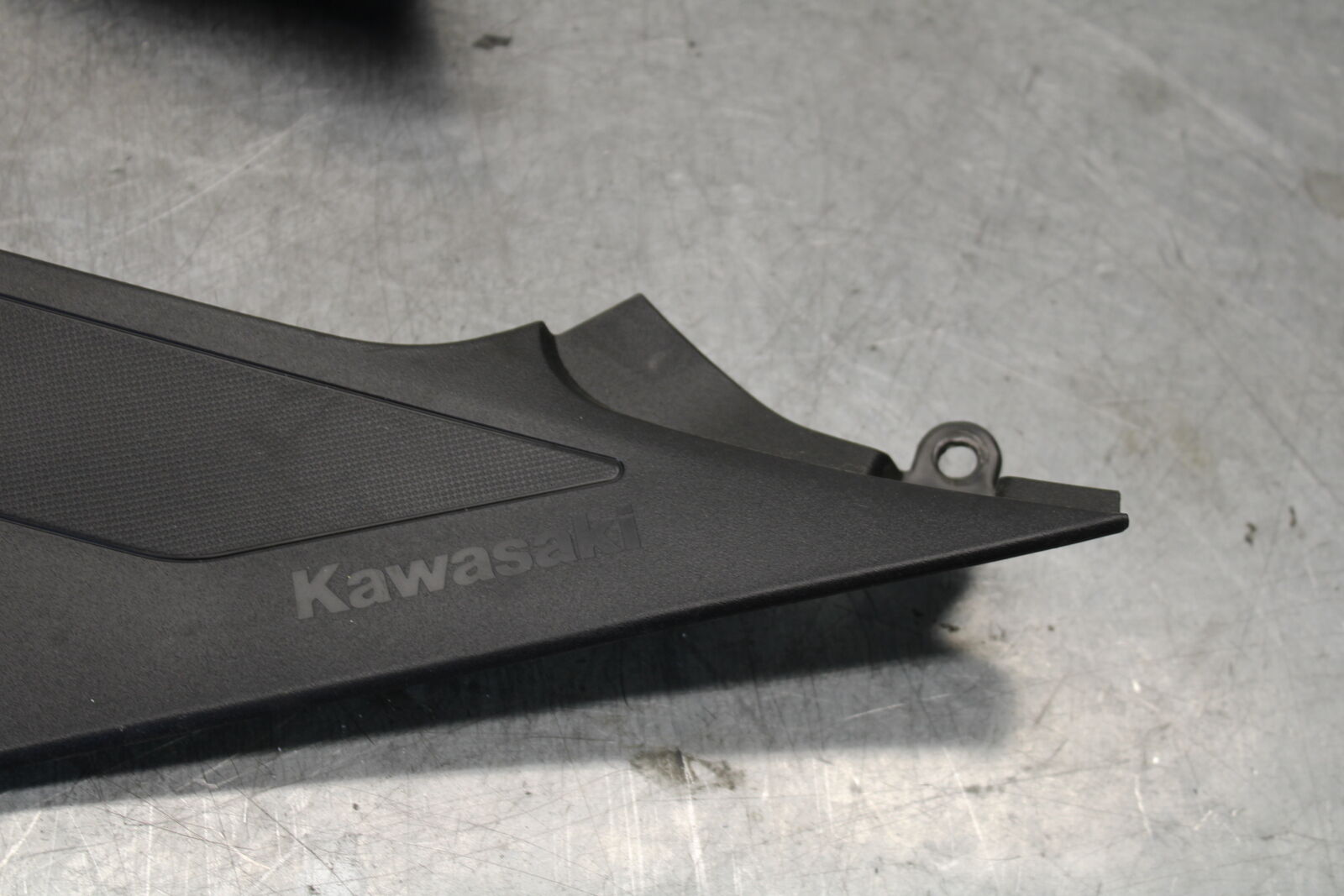 18-23 KAWASAKI NINJA 400 RIGHT LEFT FRONT SIDE SEAT PANELS TRIMS  BB679