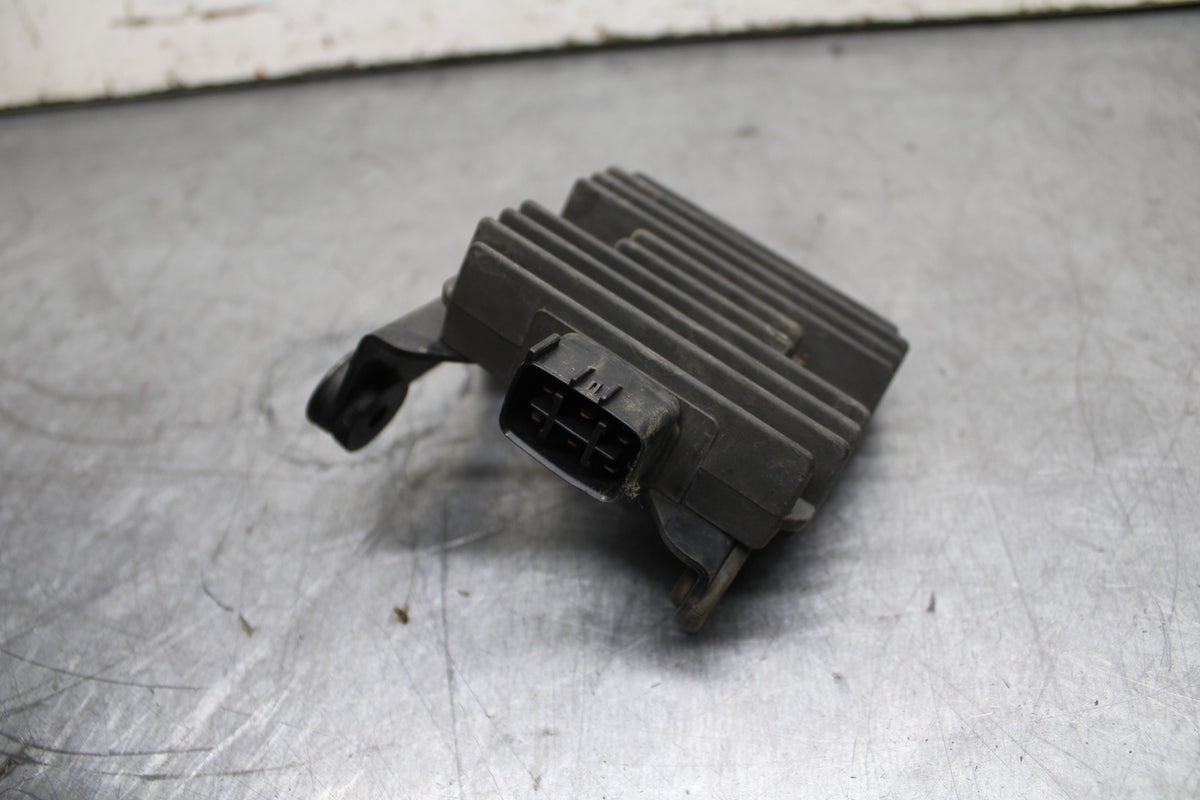 12-17 KAWASAKI ER-6N Z650 RECTIFIER VOLTAGE REGULATOR BB709
