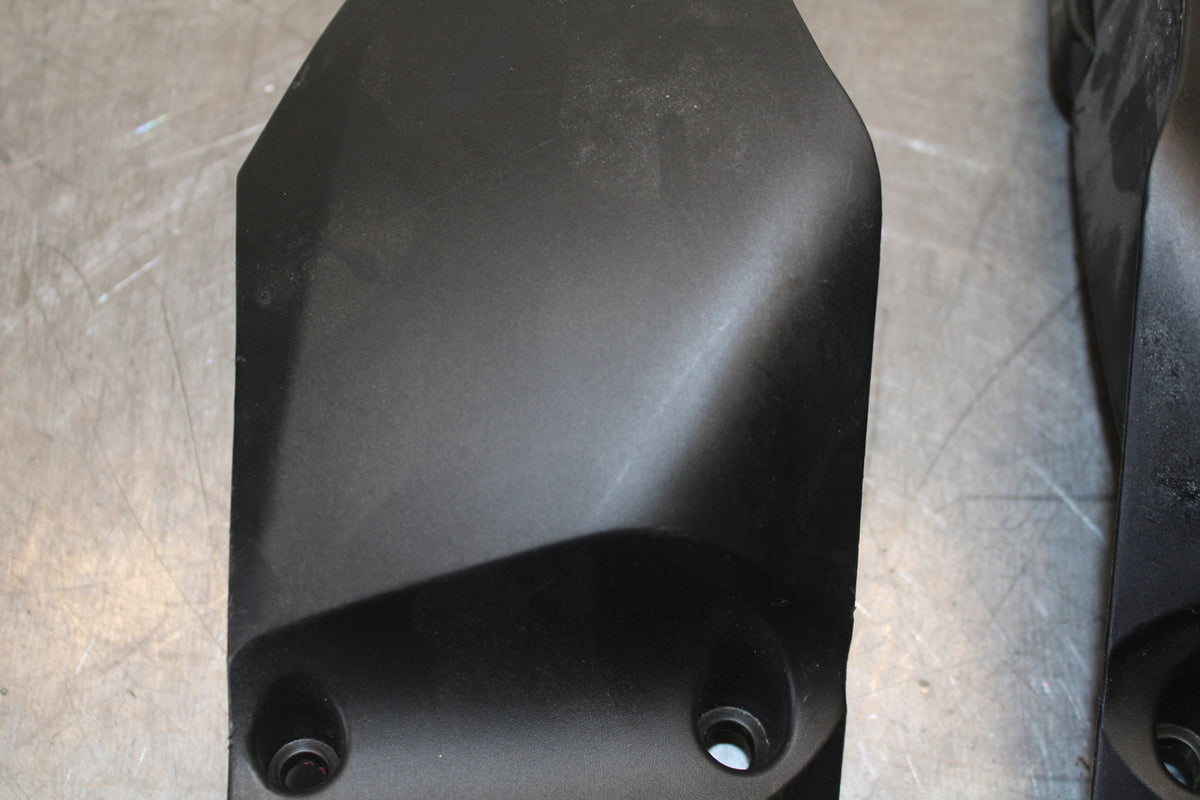 12-13 DUCATI STREETFIGHTER 848 AIR INTAKE SET BB705