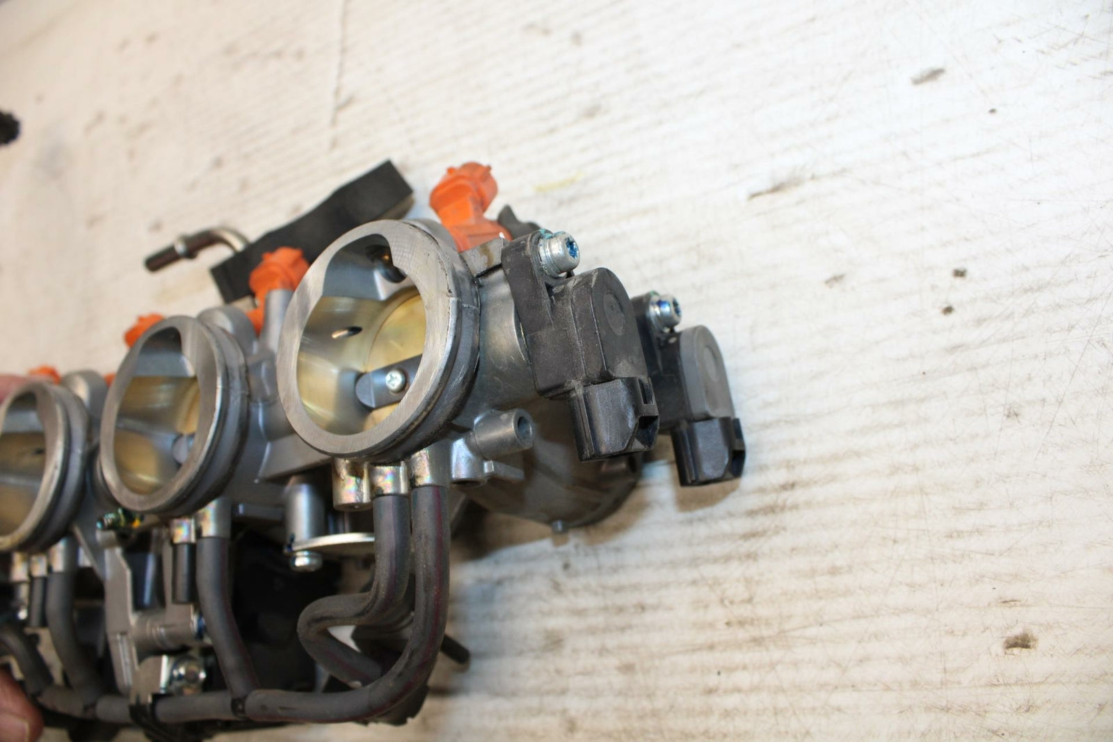 13-18 KAWASAKI NINJA ZX6R MAIN FUEL INJECTORS / THROTTLE BODIES BB304