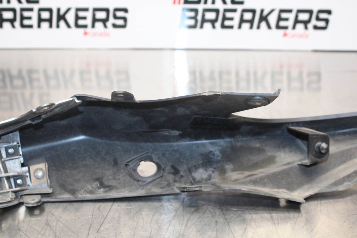 11 SUZUKI GSXR1000 LEFT REAR BACK TAIL FAIRING COWL SHROUD BB142