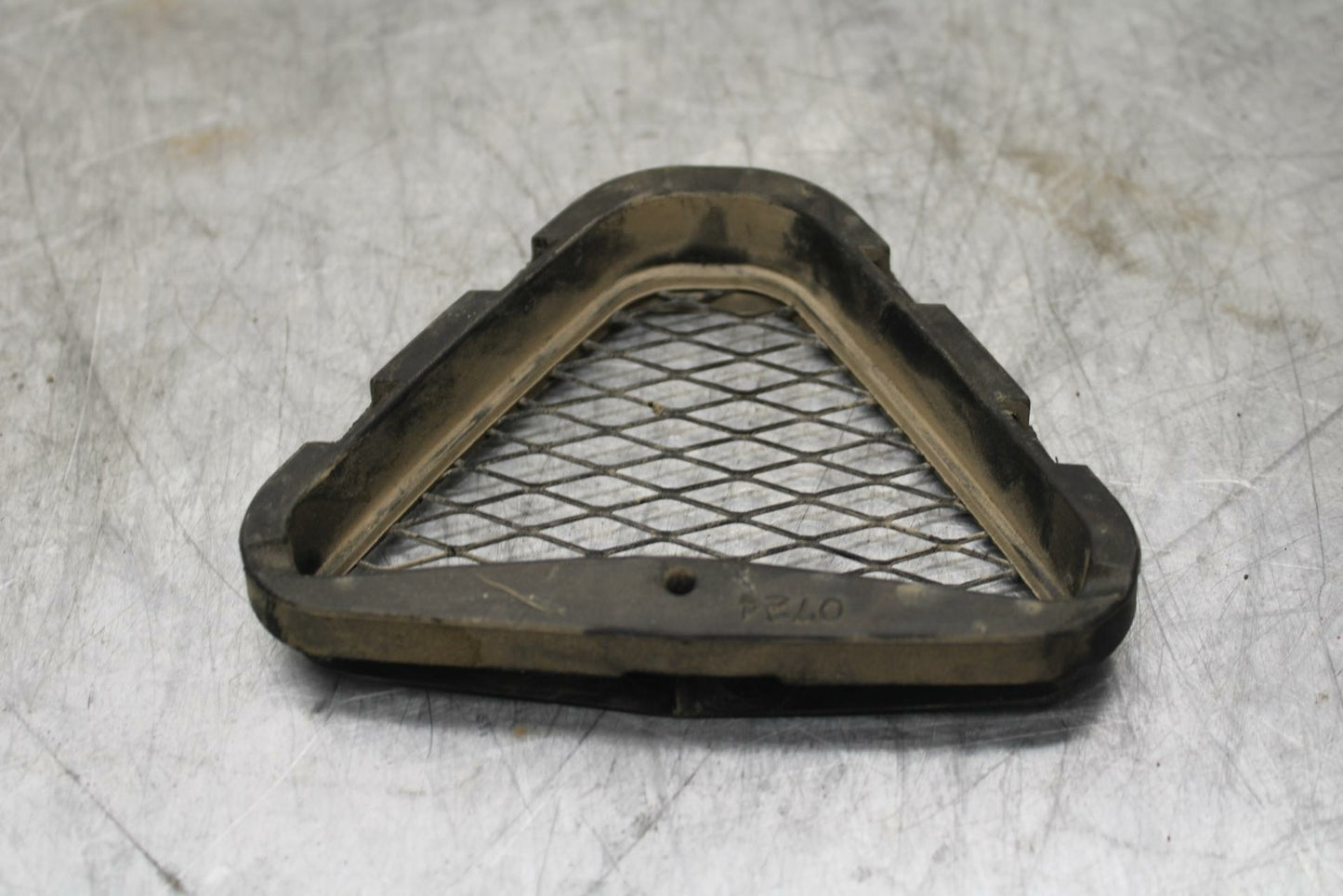 19-20 KAWASAKI NINJA ZX6R AIR INTAKE GRILL BB419