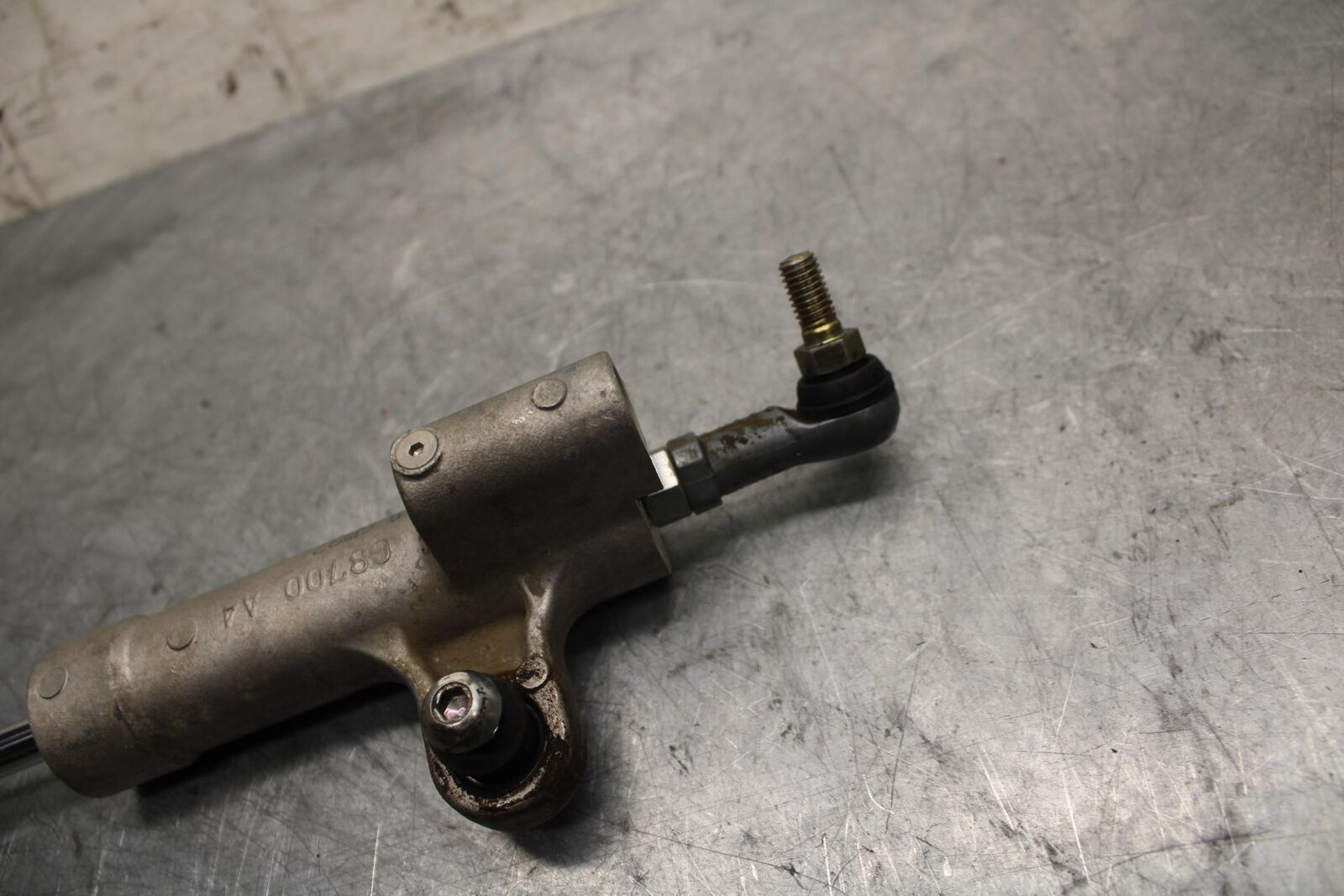 2006 Suzuki GSXR750 STEERING DAMPER STABILIZER 51410-01H10 BB40