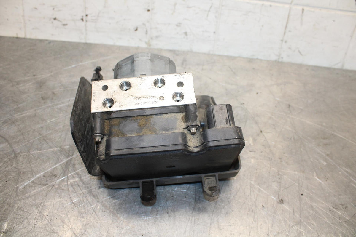 18 YAMAHA YZF R1  ABS PUMP UNIT MODULE BB473