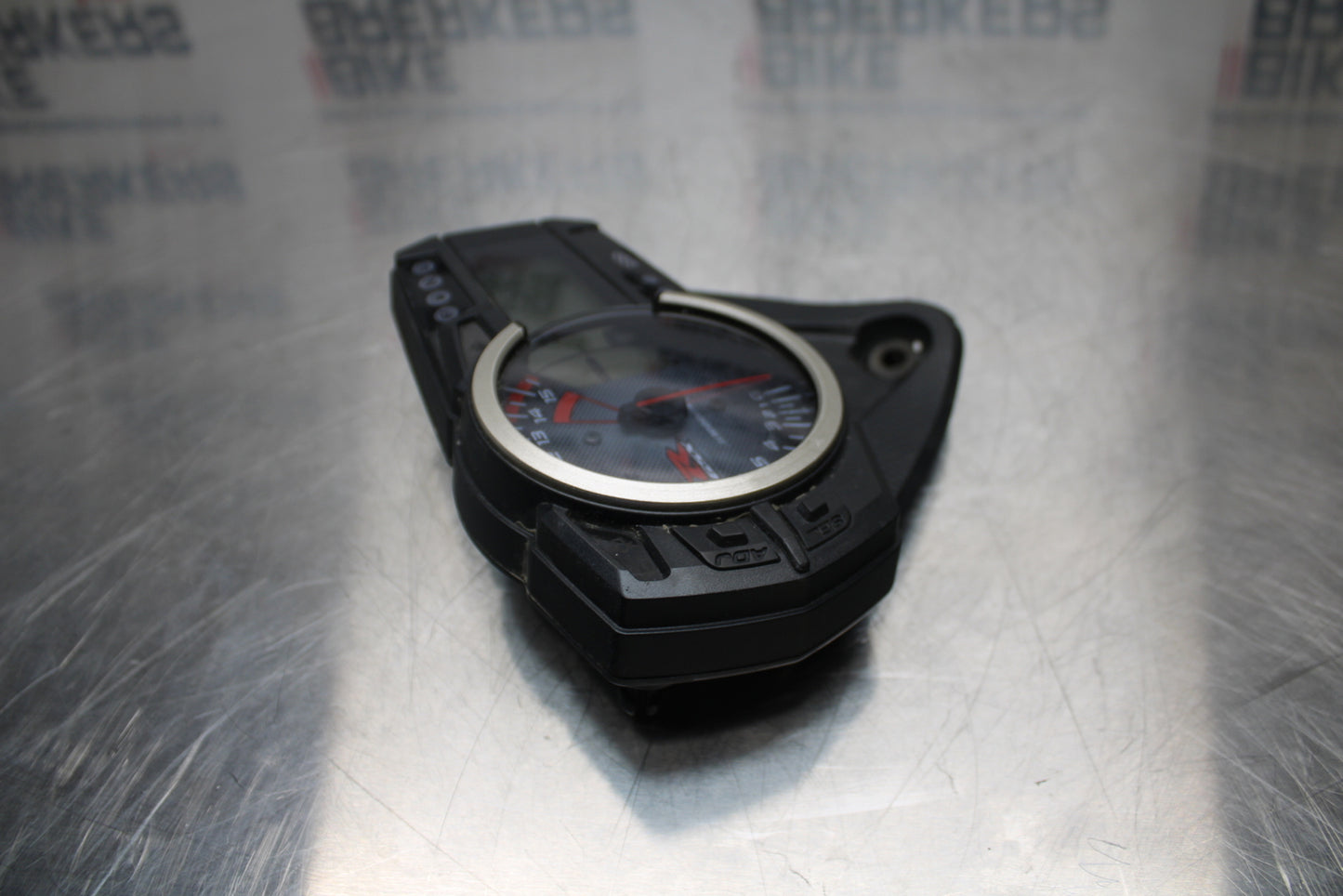 11 SUZUKI GSXR1000 SPEEDO TACH GAUGES CLUSTER SPEEDOMETER TACHOMETER BB142