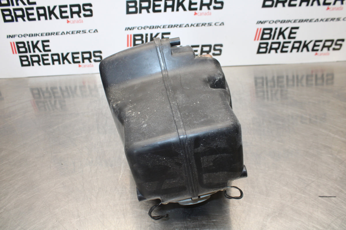 04-09 SUZUKI GS500F AIRBOX AIR INTAKE FILTER BOX BB165