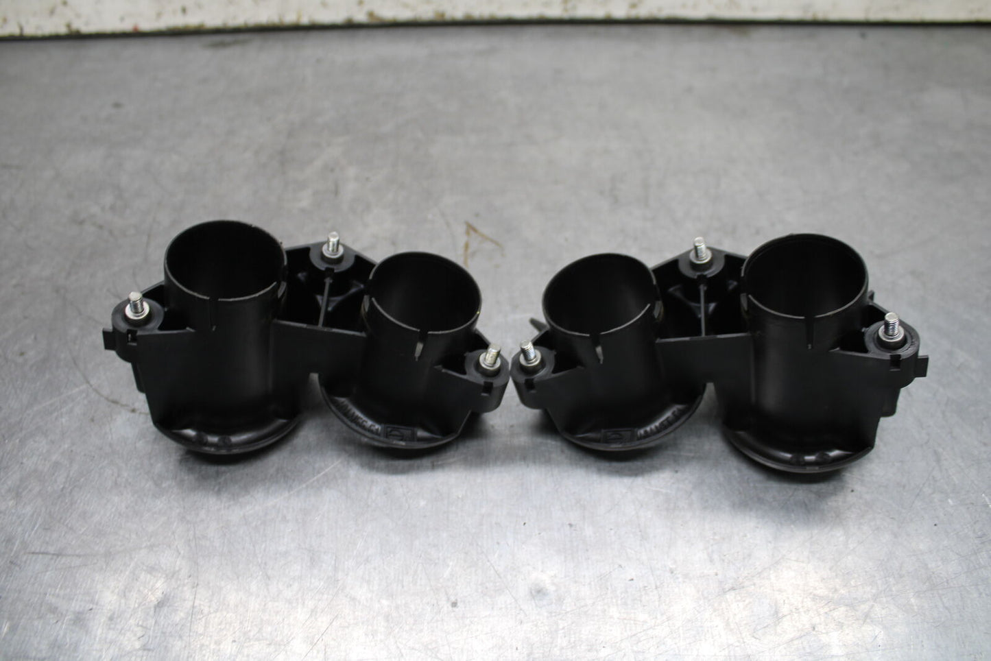 03-04 HONDA CBR600RR AIRBOX INTAKE VELOCITY STACKS BB114