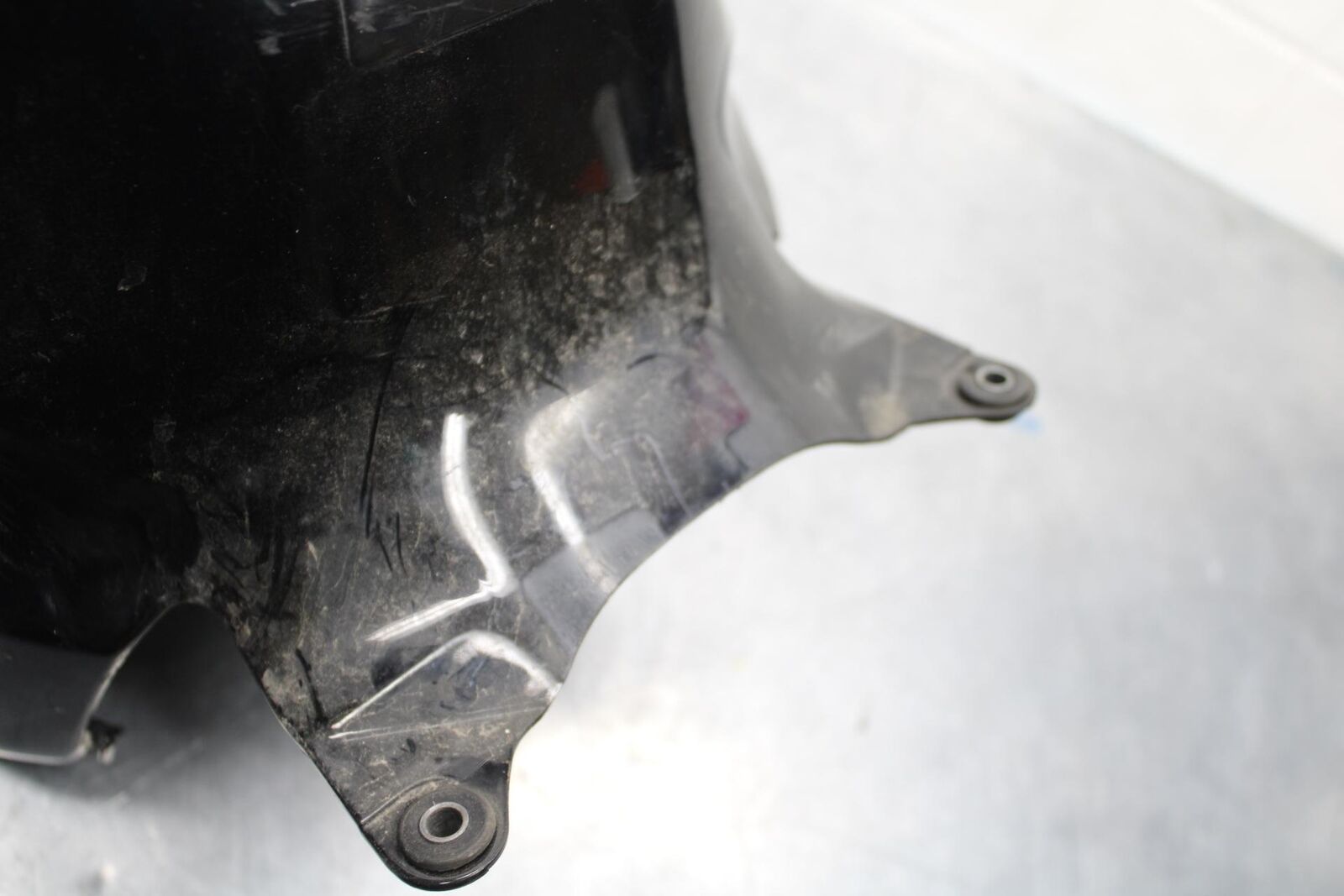 2008 Honda CBR1000RR GAS TANK FUEL CELL COVER FAIRING COWL 83150-MFL-000ZA BB579