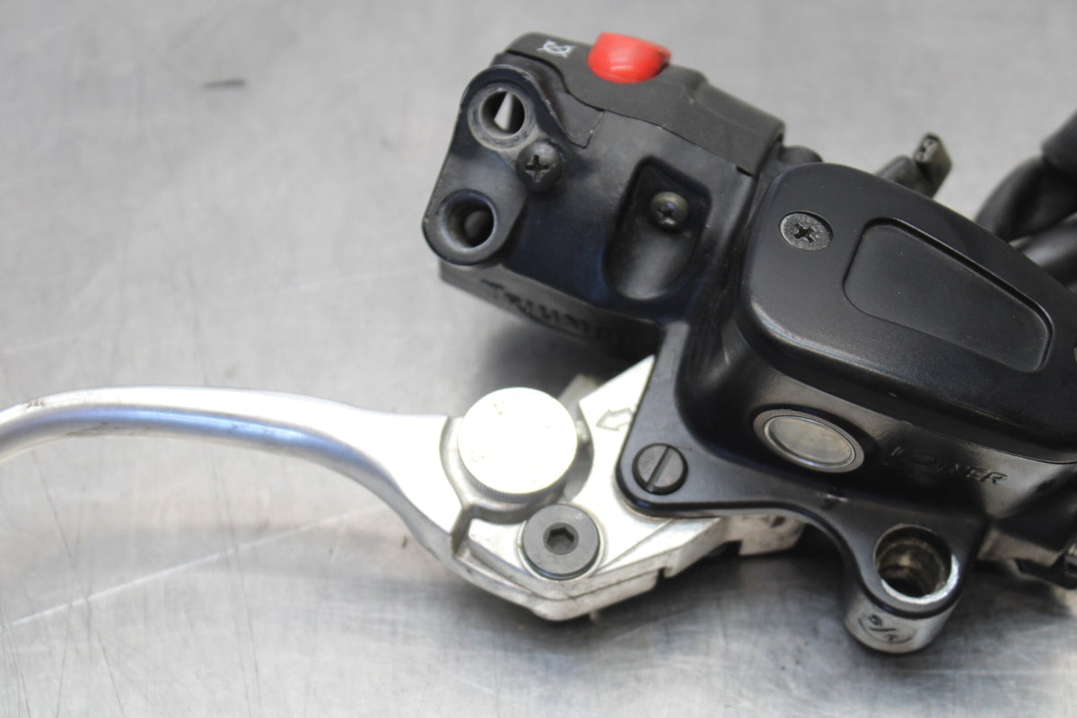 05 TRIUMPH ROCKET III FRONT BRAKE MASTER CYLINDER BB186