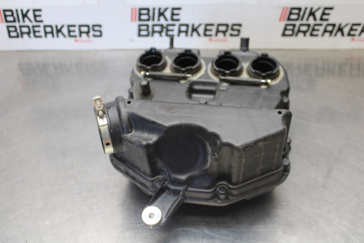 23-26 KAWASAKI NINJA ZX4RR AIRBOX AIR INTAKE FILTER BOX BB898