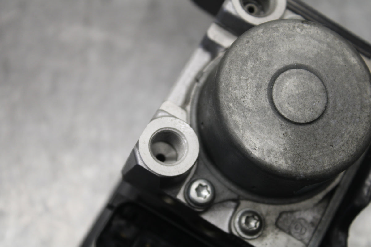 17-24 SUZUKI SV650 ABS PUMP UNIT MODULE BB706