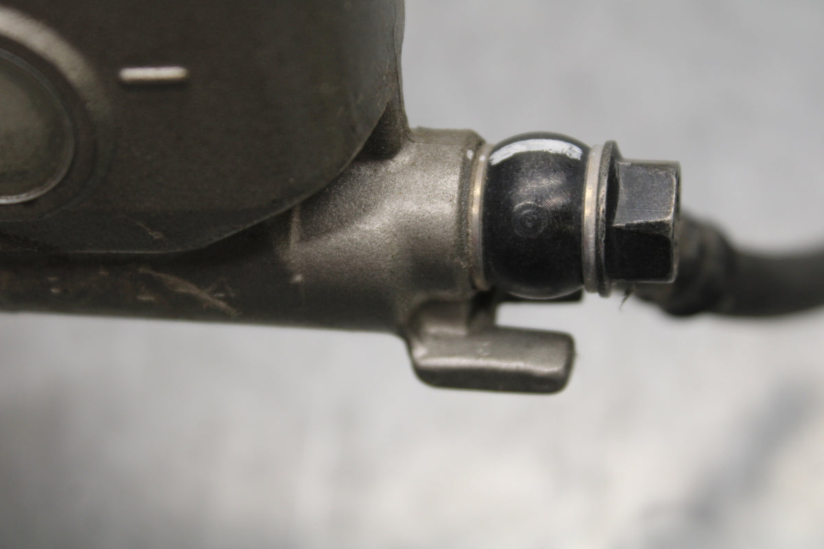 04-12 HONDA ST1300A CLUTCH MASTER CYLINDER BB669