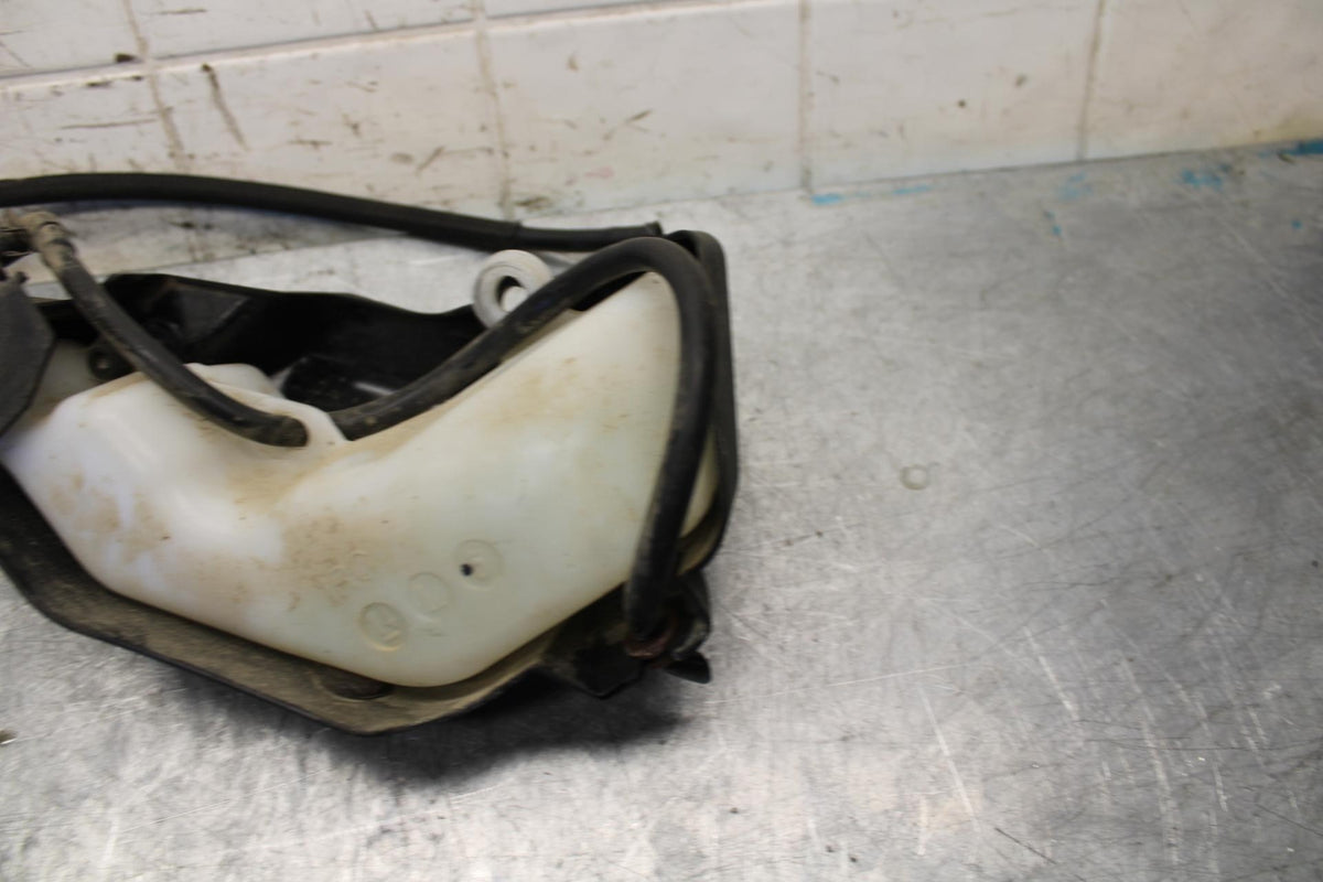 2015 Yamaha FZ09 COOLANT WATER TANK RESERVOIR BOTTLE 1RC-21871-00-00 BB54