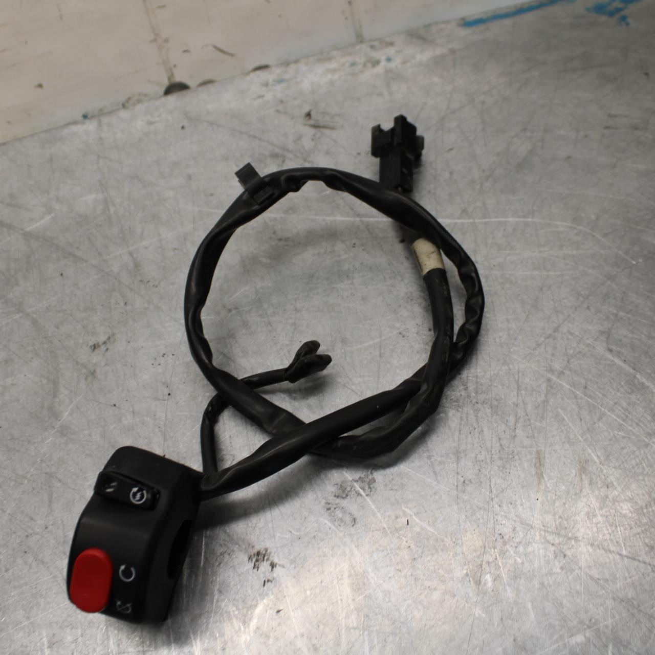 06-07 TRIUMPH DAYTONA 675 DAYTONA 675 RIGHT CLIP  KILL OFF START SWITCH BB441