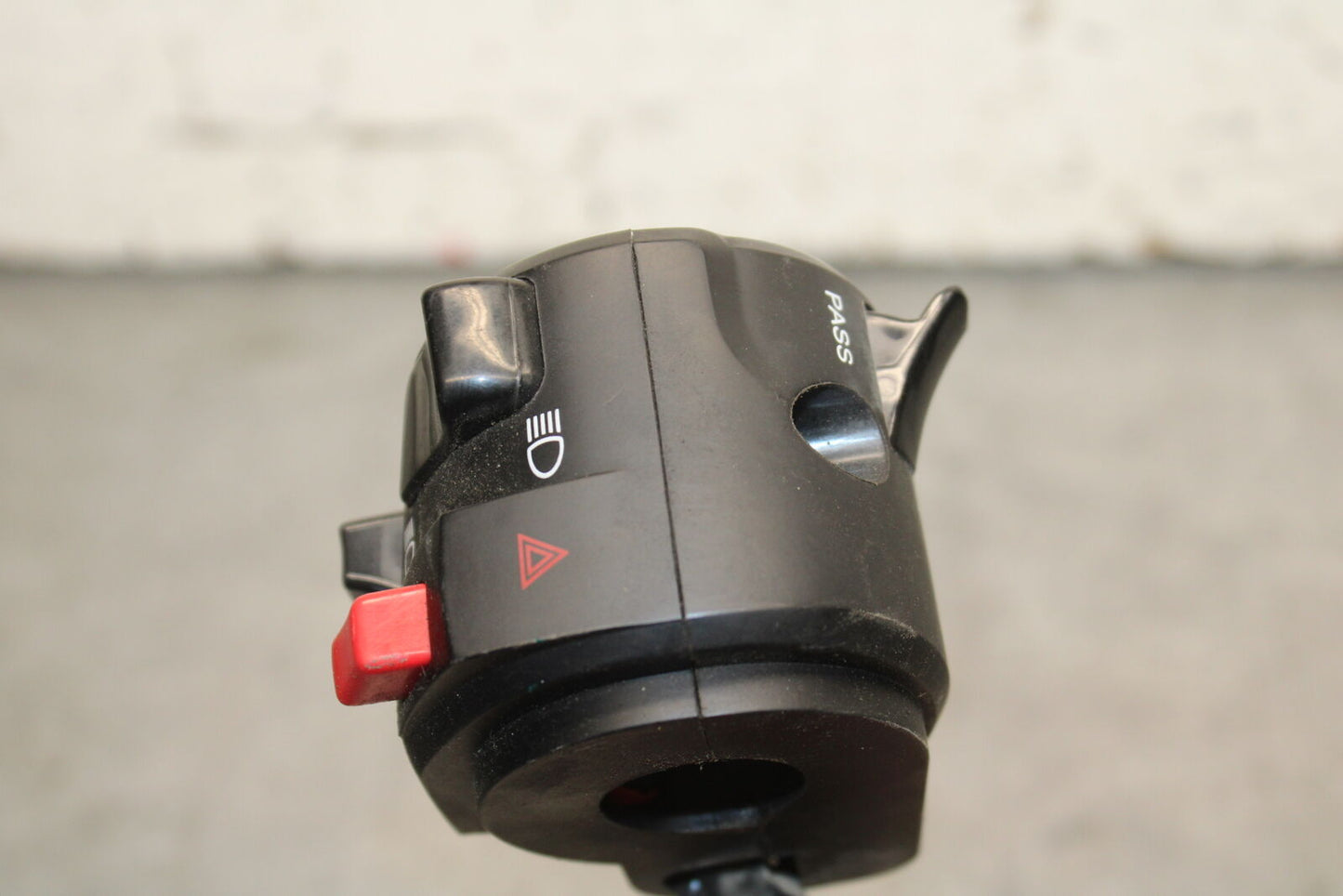 18-24 KAWASAKI NINJA 650 LEFT CLIP ON HANDLE HORN SIGNALS SWITCH SWITCHES BB725