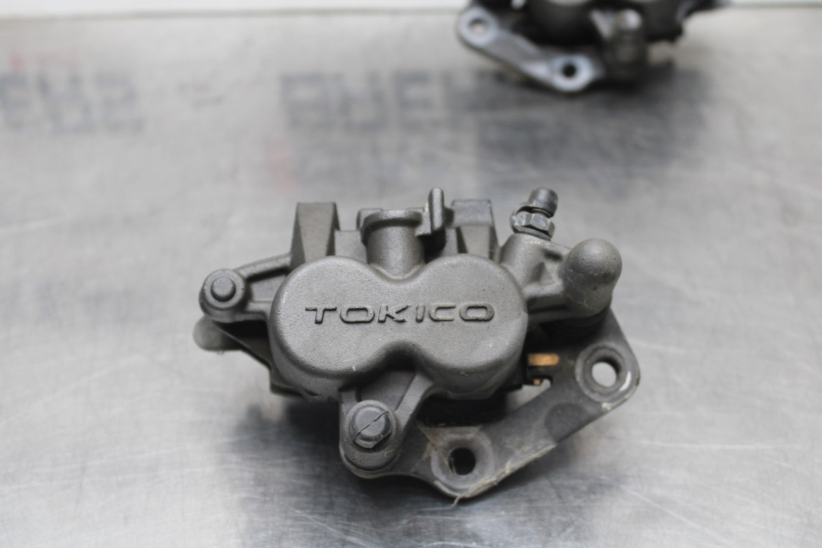 06 KAWASAKI Z750 RIGHT LEFT FRONT BRAKE CALIPER SET PAIR CALIPERS BB837