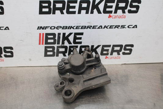 17-18 YAMAHA YZF R3 REAR BACK BRAKE CALIPER W MOUNT BRACKET BB813