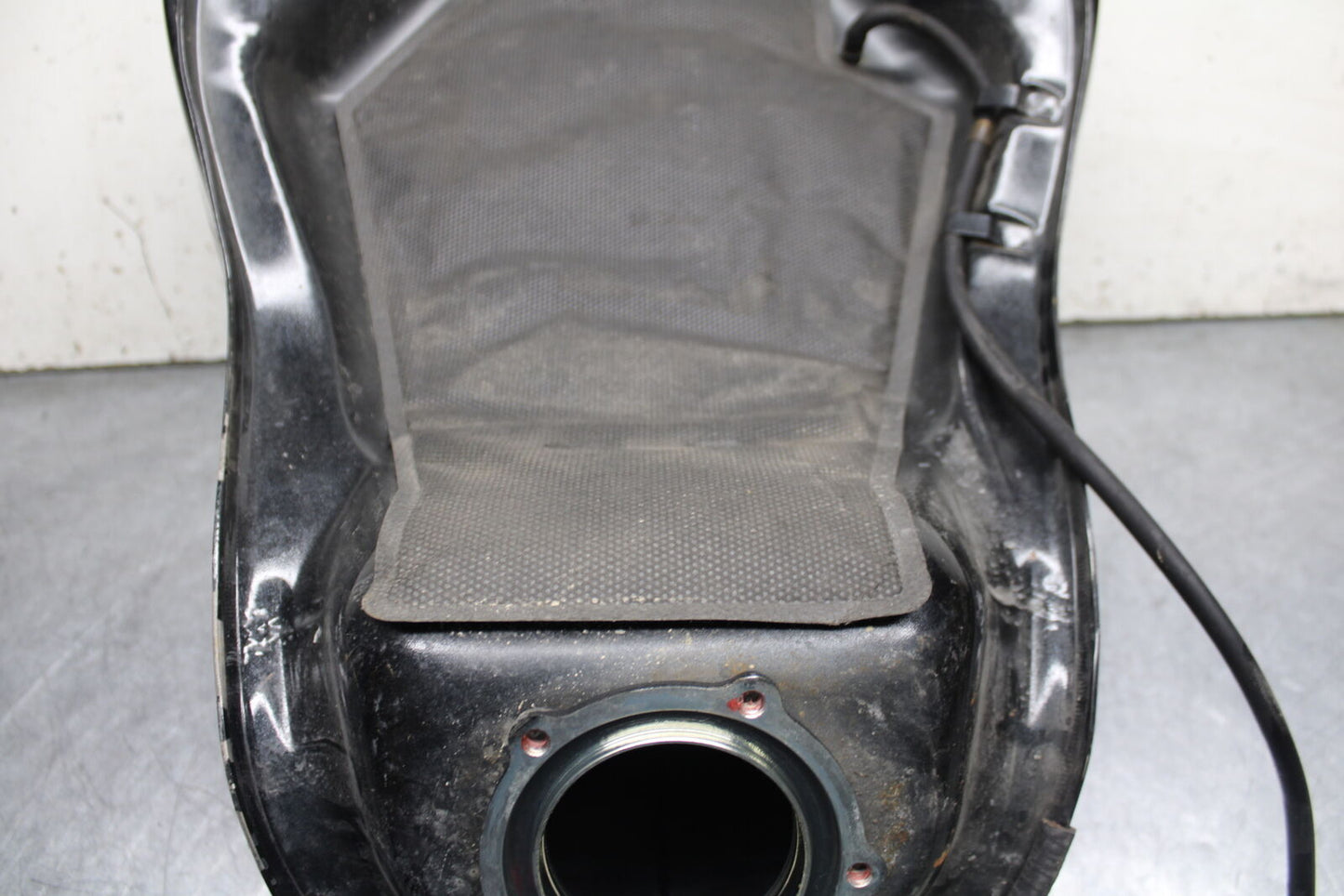 12-13 KAWASAKI Z1000 GAS TANK FUEL CELL PETROL RESERVOIR BB743