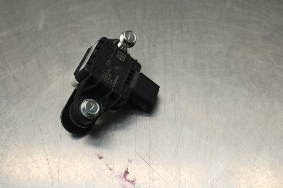22 KAWASAKI NINJA 1000SX TIP OVER BANK ANGLE CRASH SENSOR SWITCH  BB780
