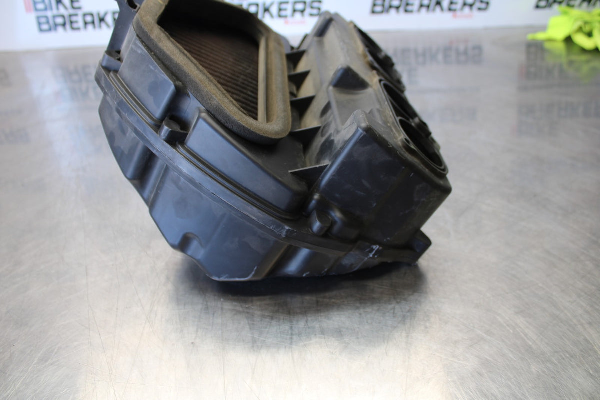 04-05 YAMAHA YZF R1 AIRBOX AIR INTAKE FILTER BOX BB173