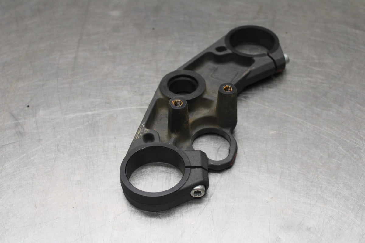 11-24 SUZUKI GSXR750 FORKS UPPER TRIPLE TREE CLAMP BB879