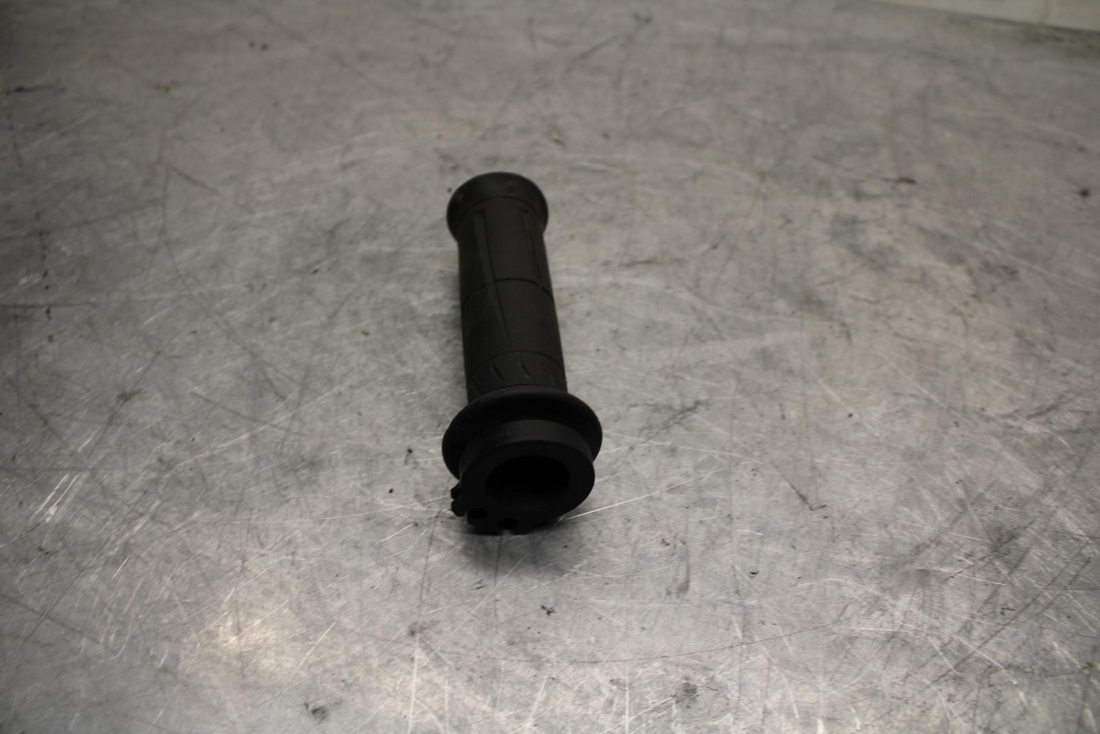 11-15 KAWASAKI ZX1000R THROTTLE CABLE LINE HOUSING GUIDE BB445