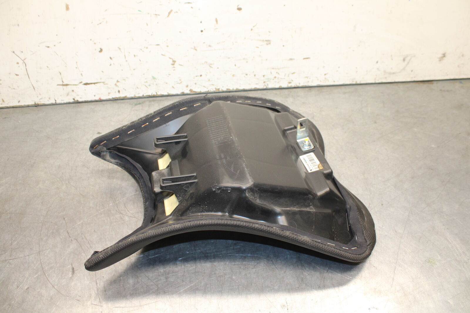 18-23 KAWASAKI NINJA 400 EX400 ABS FRONT DRIVERS SEAT PAD SADDLE PILLION BB747