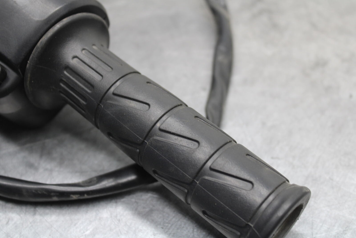 18-24 KAWASAKI NINJA 650 RIGHT CLIP ON HANDLE KILL OFF START SWITCH BB725