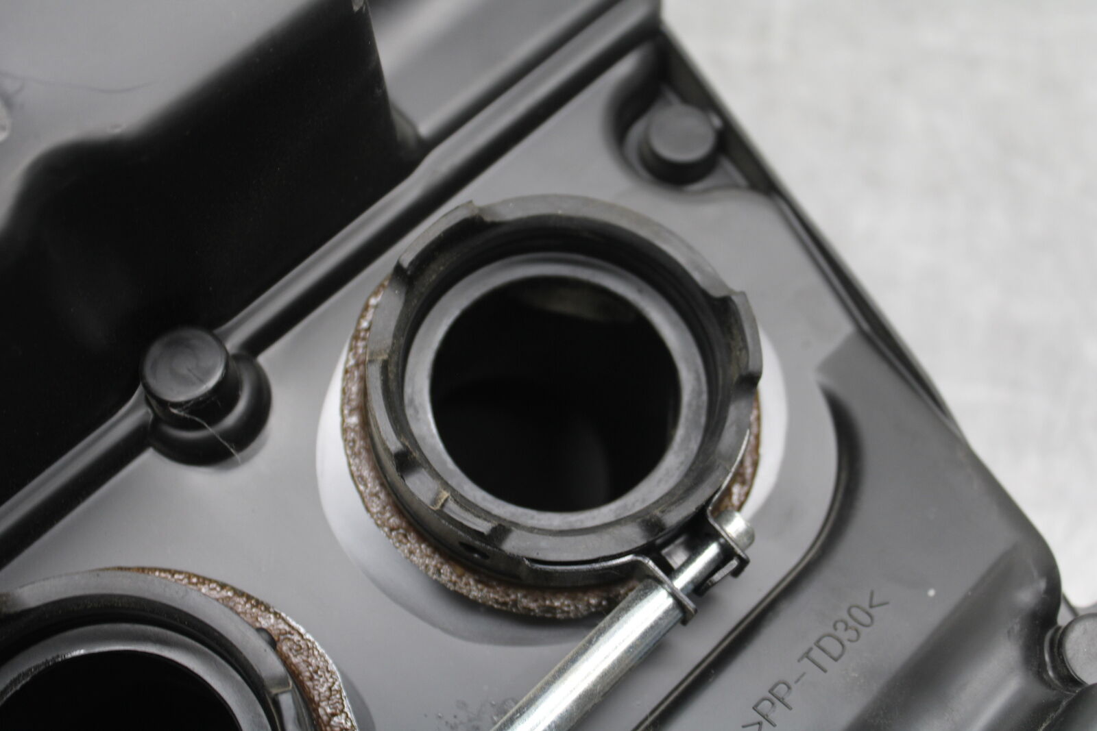 18-24 KAWASAKI NINJA 650 AIRBOX AIR INTAKE FILTER BOX BB725