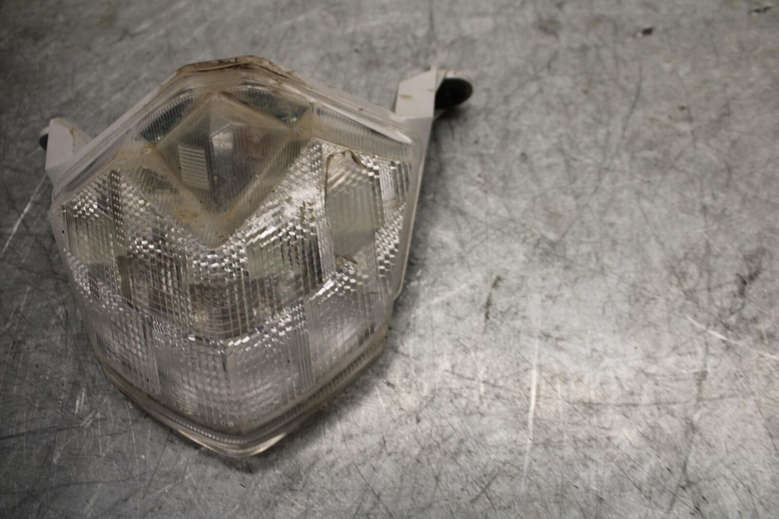 2012 Kawasaki Ninja ZX6R  REAR TAIL TAILLIGHT BACK BRAKE LIGHT 23025-0059  BB529