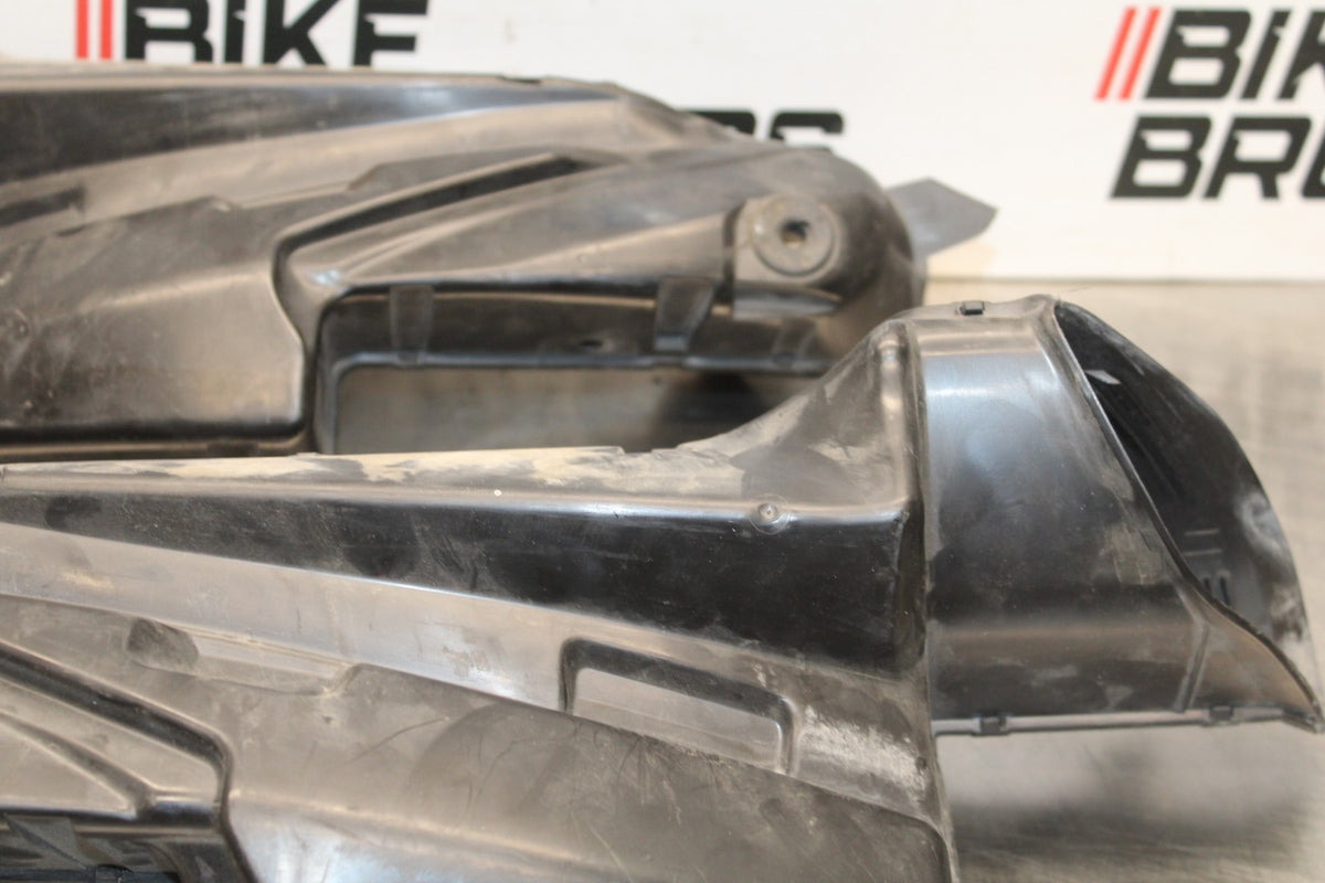 06-07 SUZUKI GSXR 600 RIGHT LEFT AIR INTAKE DUCTS BB880