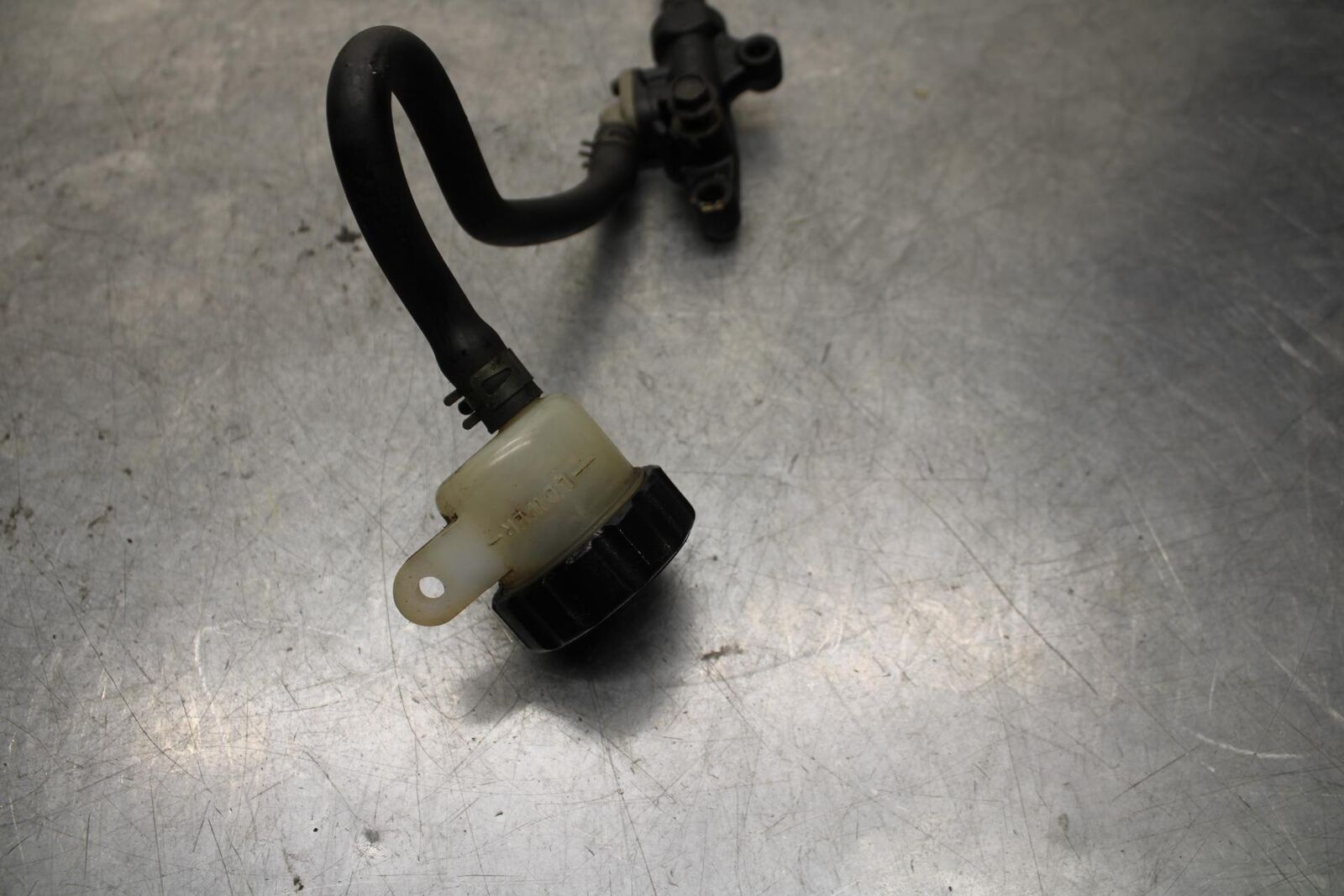 89-90 YAMAHA FZR600 REAR  BRAKE MASTER CYLINDER W RESERVOIR 1WG-25850-50-00 BB76