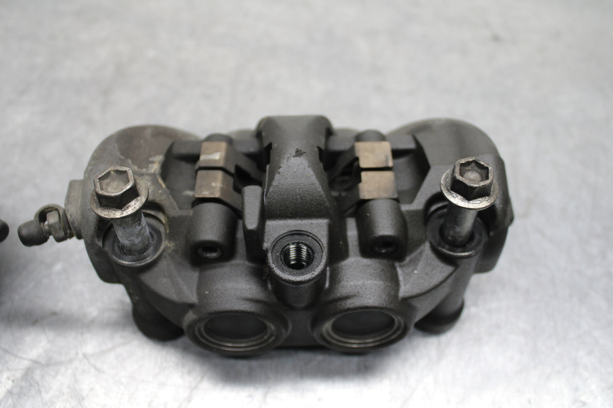 12-13 KAWASAKI Z1000 RIGHT LEFT FRONT BRAKE CALIPER SET PAIR CALIPERS BB743