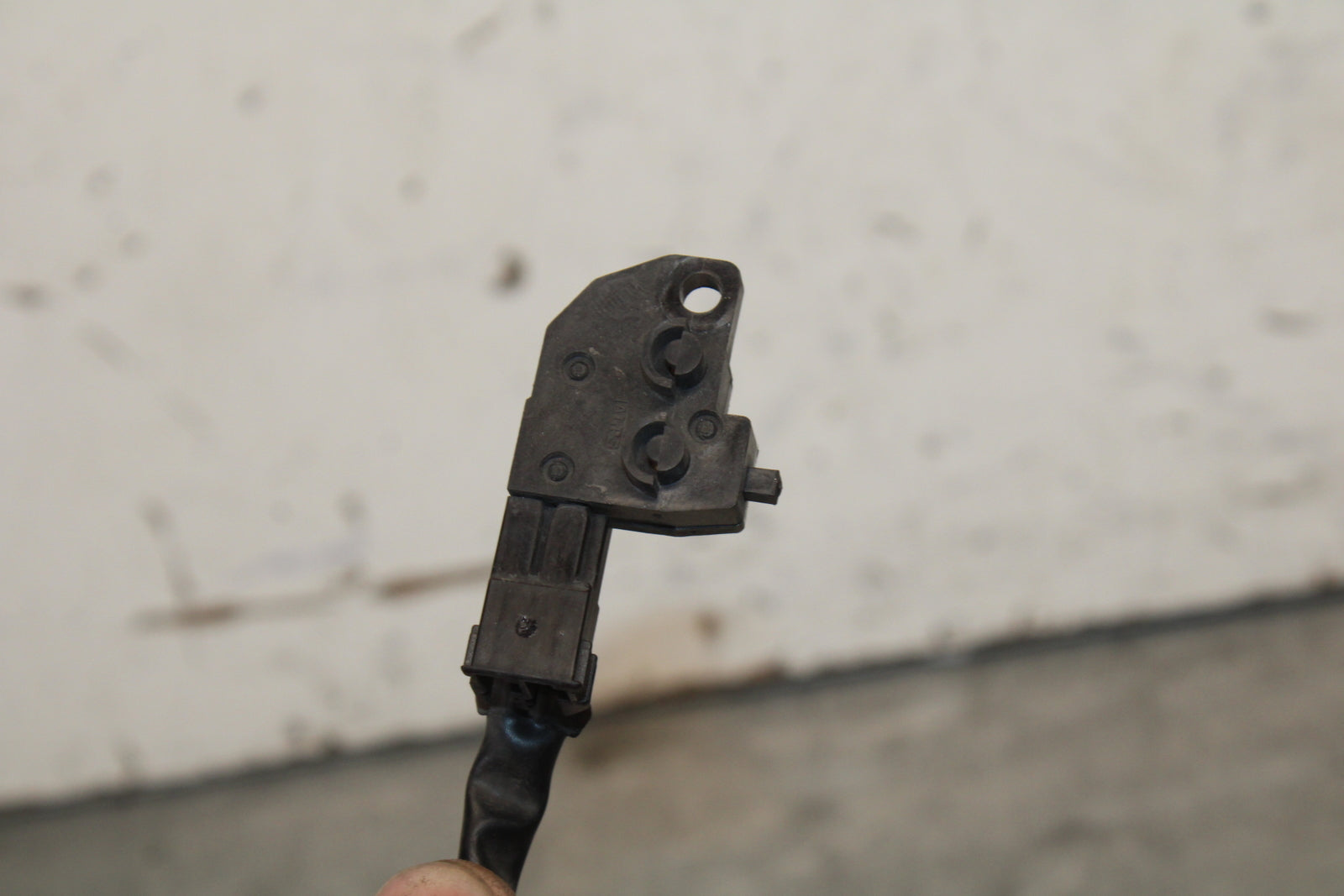 13-18 KAWASAKI NINJA ZX6R RIGHT CLIP ON HANDLE KILL OFF START SWITCHES  BB682