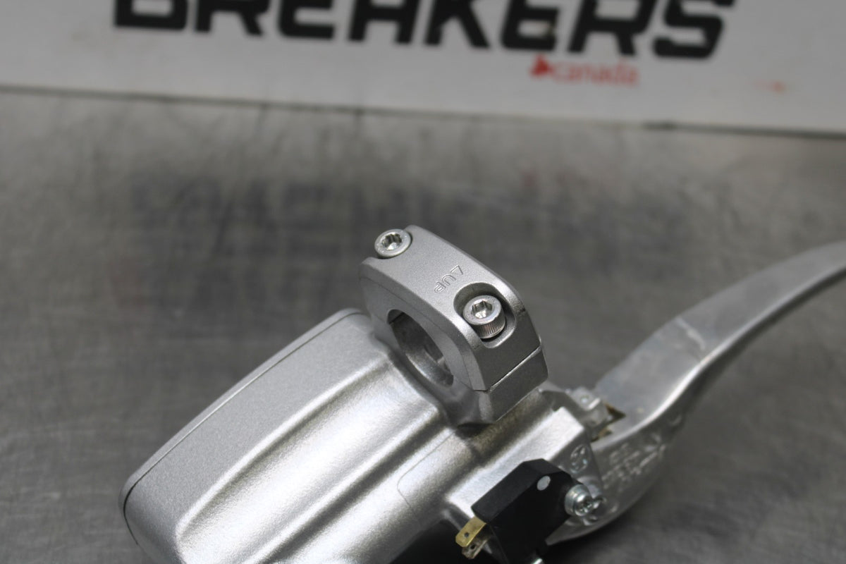 15 SUZUKI BOULEVARD C50 FRONT BRAKE MASTER CYLINDER BB775