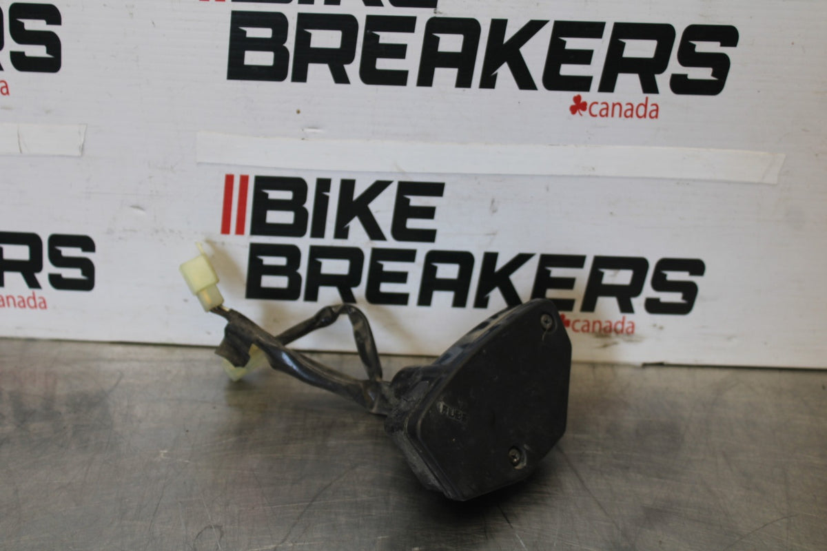 95 HONDA SHADOW 1100 FUSE BOX  BB885