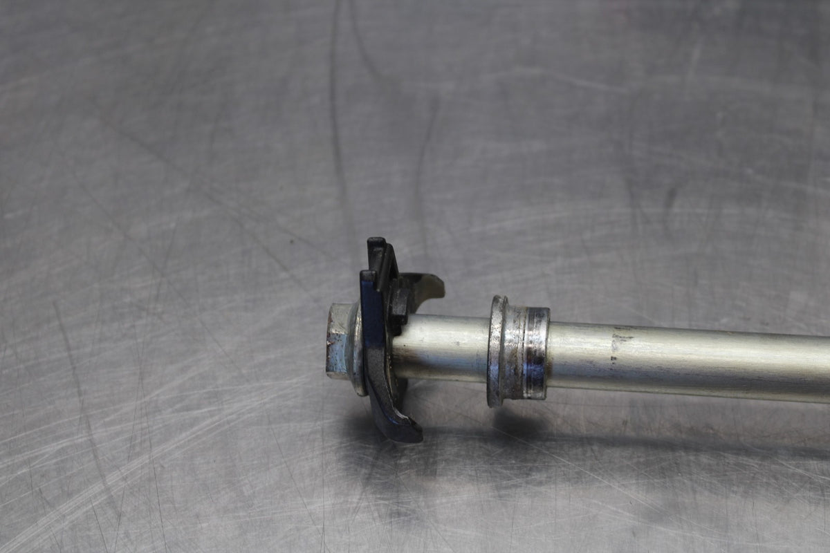 23 KAWASAKI NINJA 650 EX650 REAR AXLE BACK WHEEL RIM PIVOT BOLT AXEL BB920