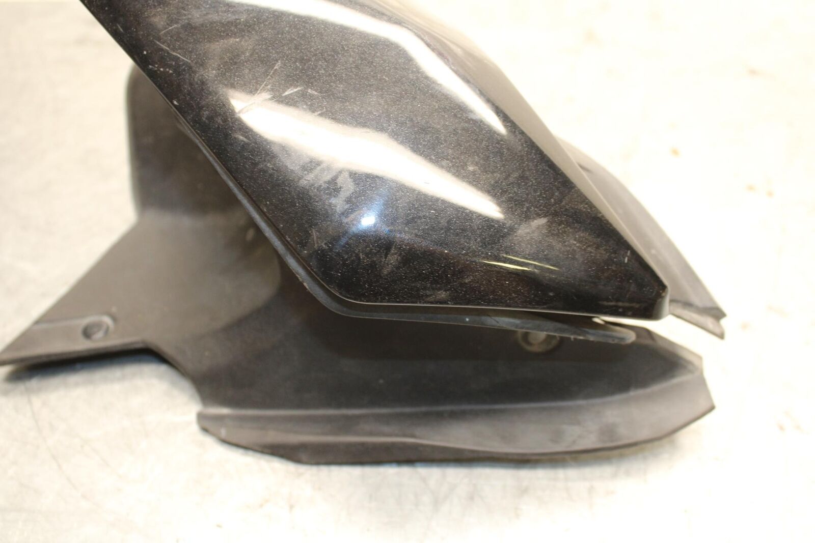 17 KAWASAKI Z900 ZR900 LEFT FRONT UPPER MID SIDE FAIRING COWL PLASTIC BB549