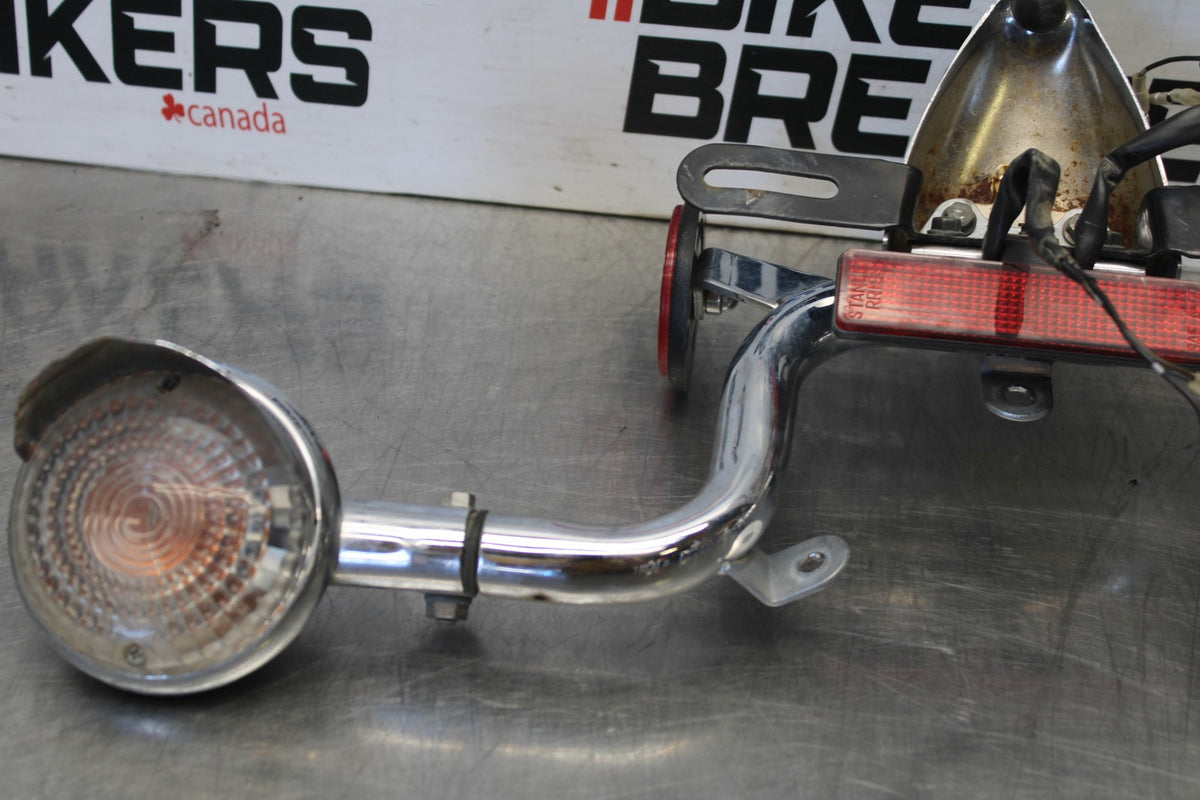 08 YAMAHA V STAR 1100 XVS1100AW CLASSIC REAR TURN SIGNAL BAR MOUNT BRACKET BB916