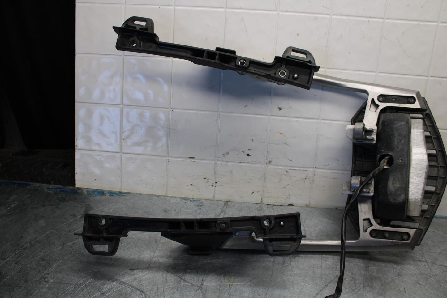07-08 KAWASAKI CONCOURS 1400 ABS REAR RACK BACK GRAB BB449