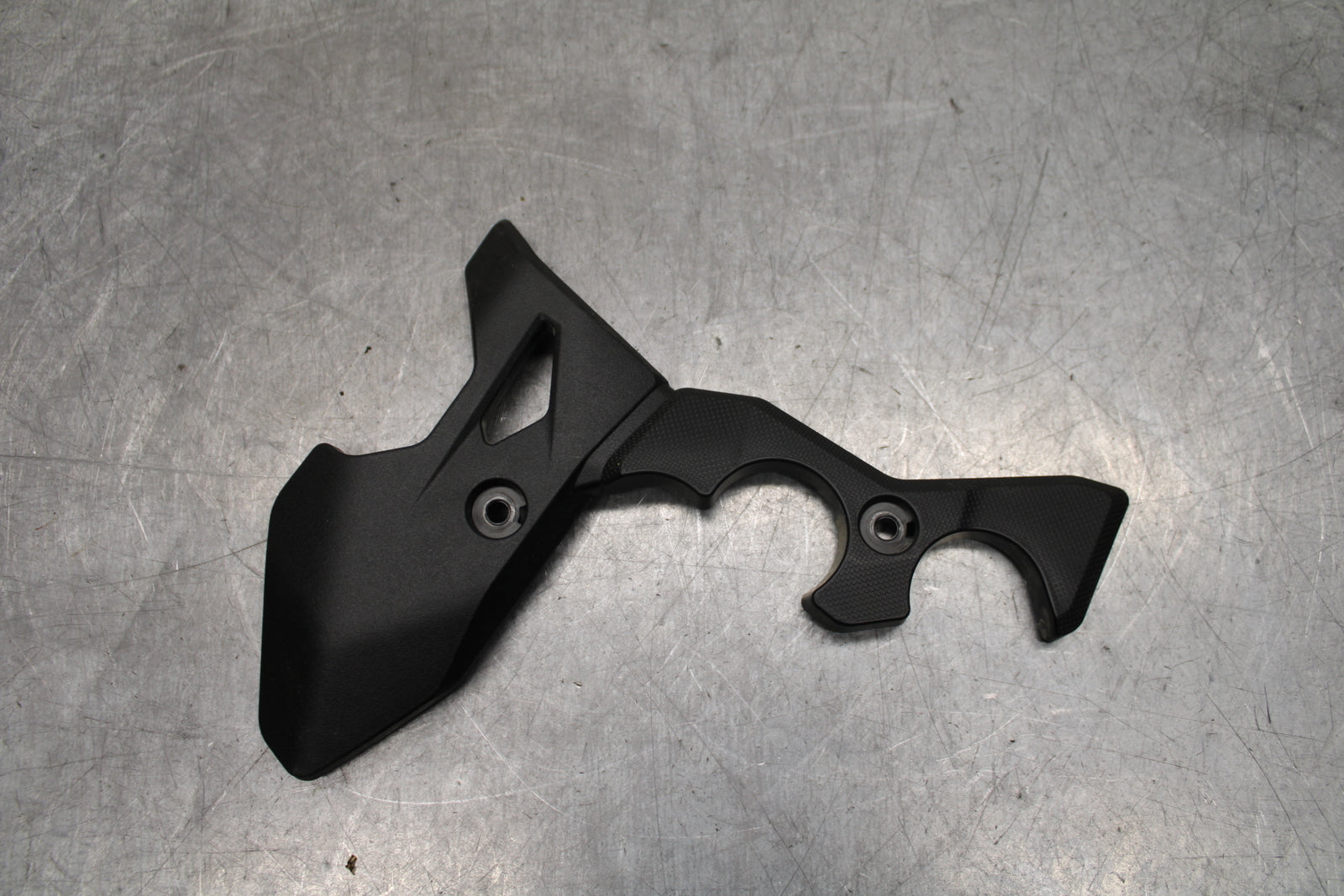 24 KAWASAKI NINJA 500 ABS RIGHT FRAME/ REARSET SIDE COVER COWL PANEL TRIM BB730